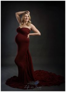 Bump photo pregnant Mum Life in Focus Portraits maternity photographer Balloch Alexandria