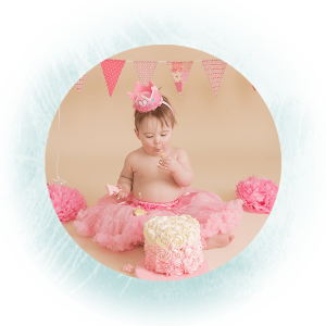 Life-in-Focus-Portraits-cake-smash-photographer-Rhu-Helensburgh