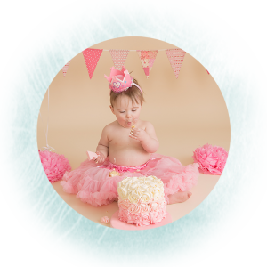 Life-in-Focus-Portraits-cake-smash-photographer-Rhu-Helensburgh