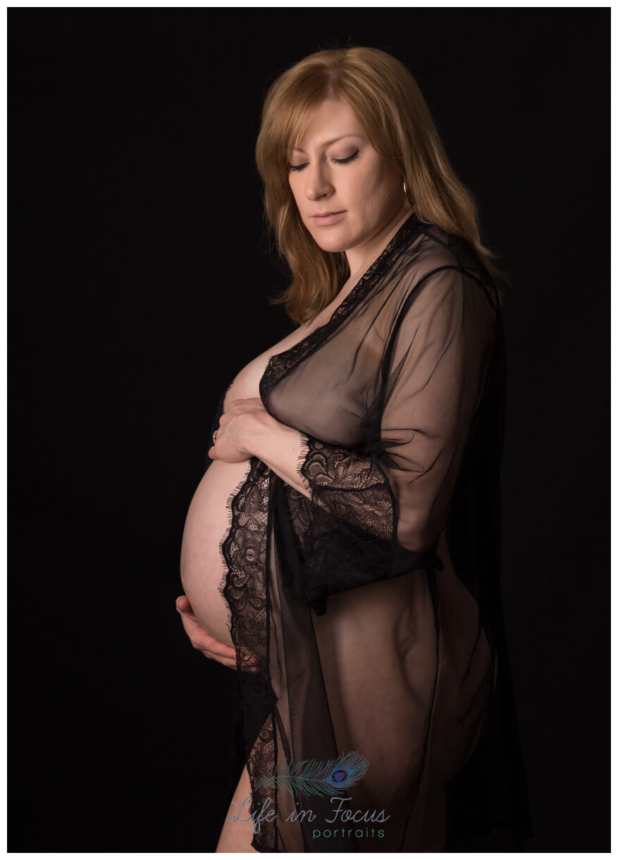 Semi Nude pregnancy photos Mum to Be Life in Focus Portraits studio bump photoshoot Rhu Helensburgh