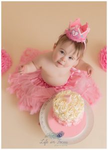 baby girl cake smash photos Life in Focus Portraits smash and splash sessions Rhu Garelochhead Rosneath Cove